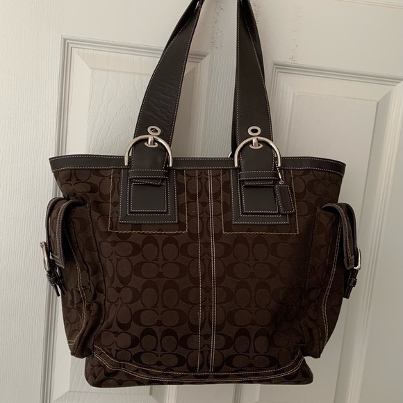 Coach Handbags - COACH Soho Brown Signature Tote Bag Large 🤎